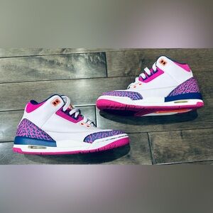 Like New Youth Sz 5.5 / Women’s Sz 7 Barely Grape Air Jordan 3 Retro GG’